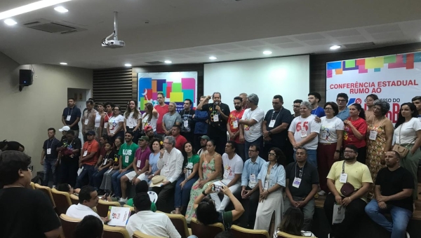Ex-deputado Eduardo Farias e Eriton Maia seguem no comando do PCdoB do Acre, decide militância em Conferência